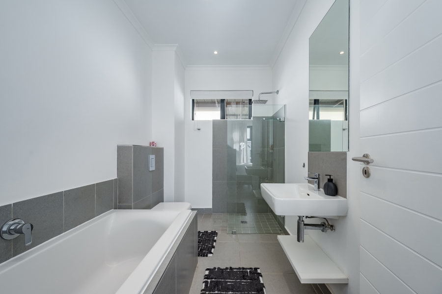 2 Bedroom Property for Sale in Sitari Country Estate Western Cape